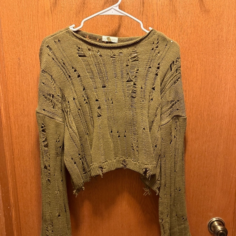 Cropped Sweater - Olive Green